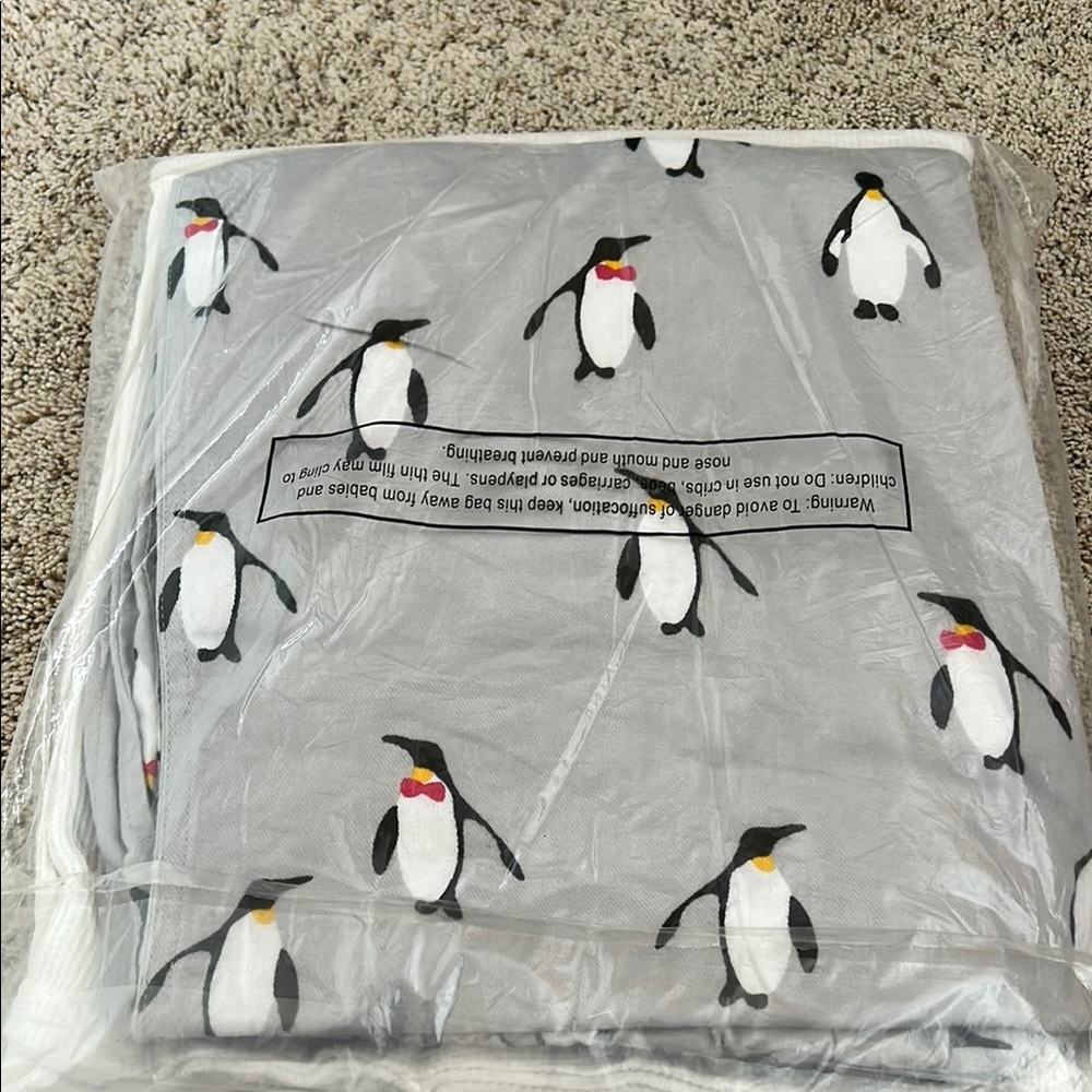 2 Piece PJ Set with Dancing Penguins XL